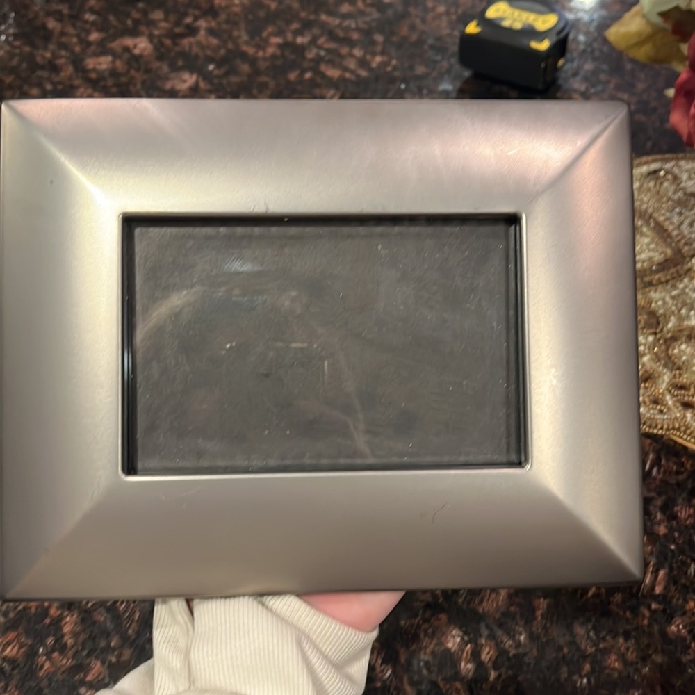 Six Trees London New York Pewter Grey Tone 4 x6 Picture Frame